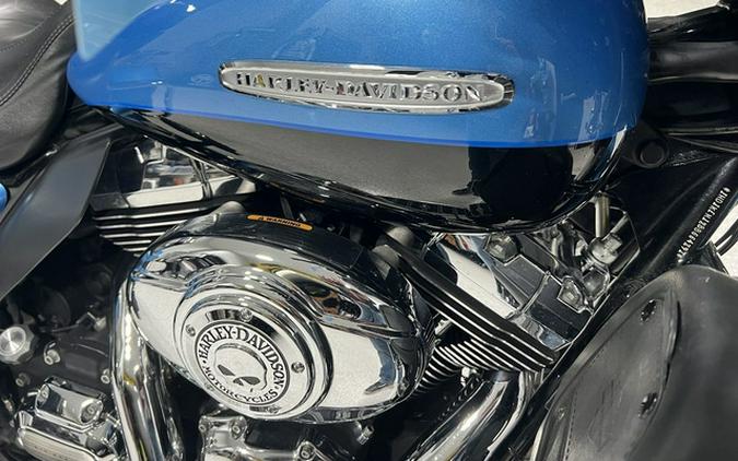 2011 Harley-Davidson Touring FLHTK - Electra Glide Ultra Limited