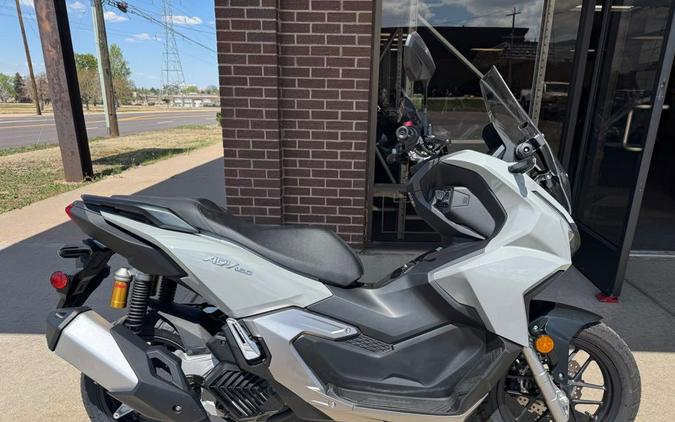 2026 ADV160 - Honda