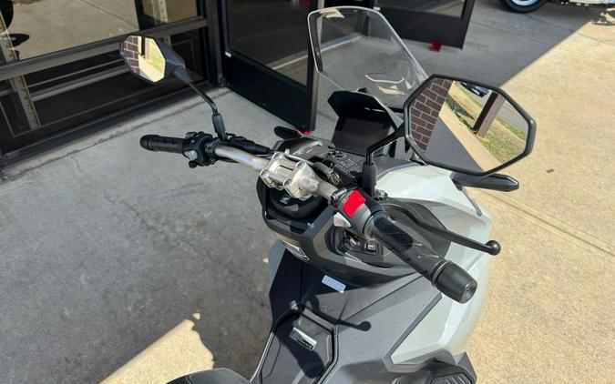 2026 ADV160 - Honda