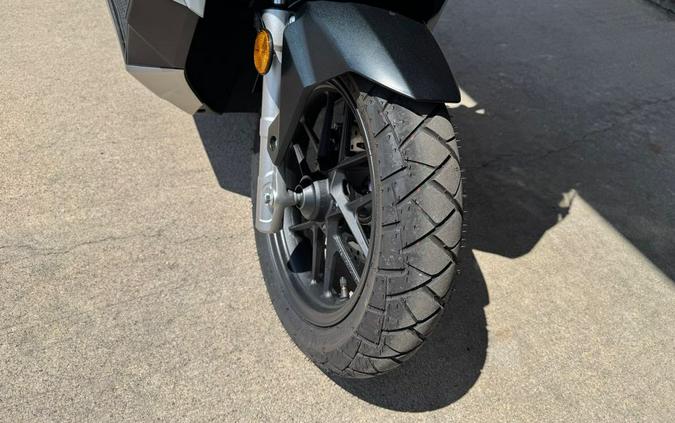 2026 ADV160 - Honda
