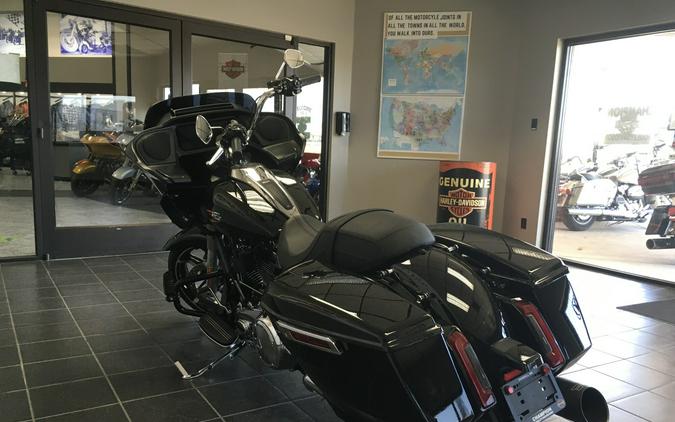 Road Glide®