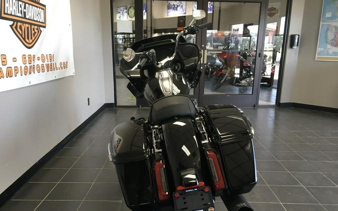 Road Glide®