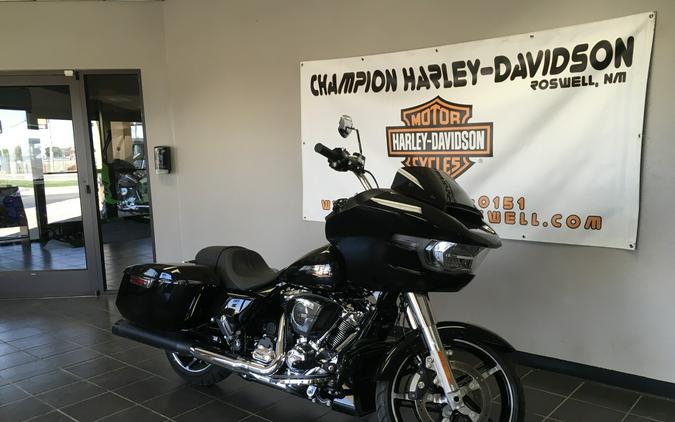 Road Glide®