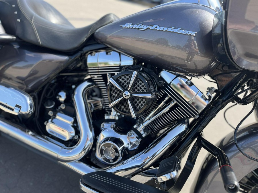 2016 Harley-Davidson® FLTRX Road Glide® Charcoal Pearl 619601
