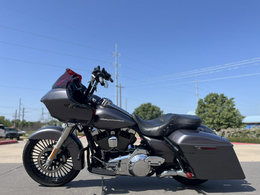 2016 Harley-Davidson® FLTRX Road Glide® Charcoal Pearl 619601