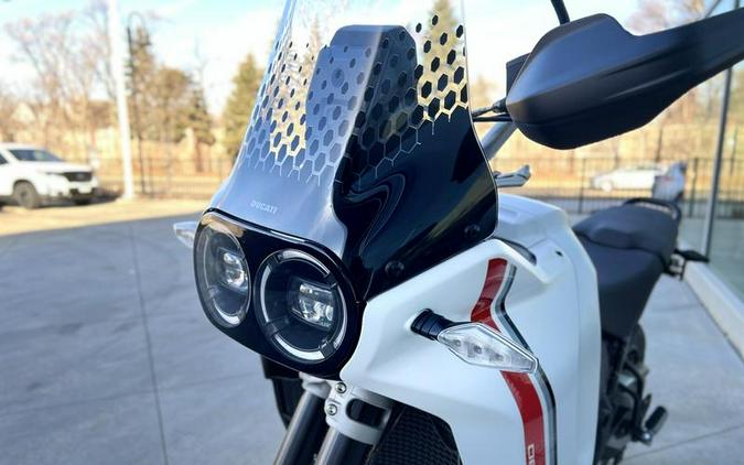 2023 Ducati DesertX Star White Silk