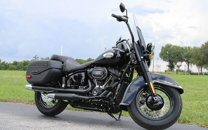 2024 Harley-Davidson Softail FLHCS - Heritage Classic