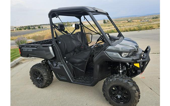 2024 Can-Am Defender XT HD10