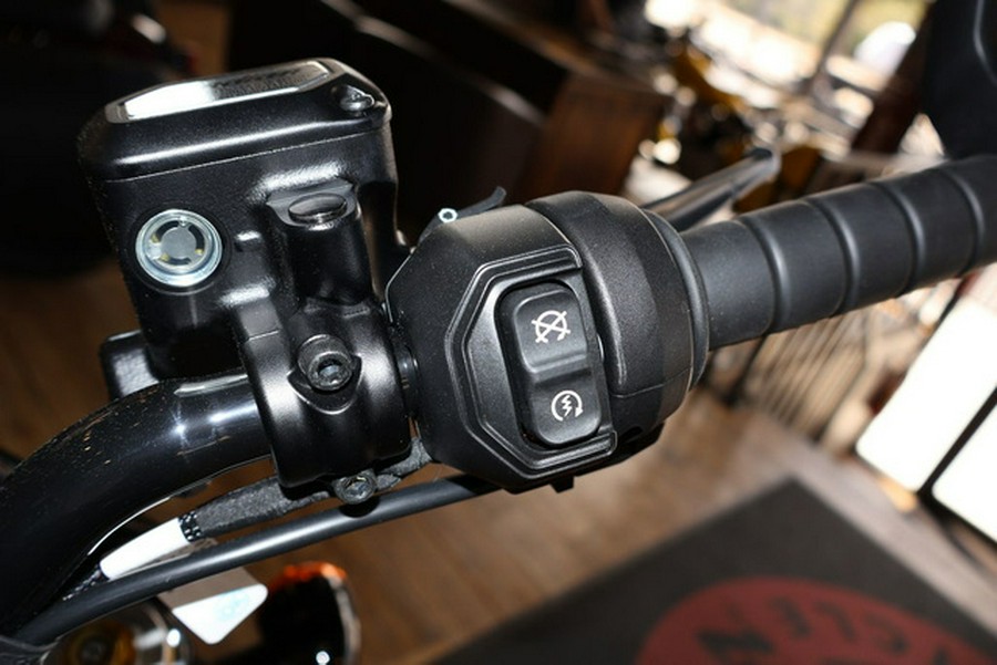 2026 Indian 101 Scout Black Crystal With Super Graphite