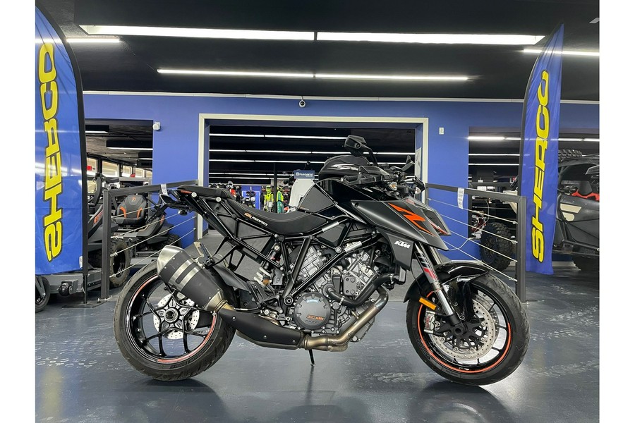 2017 KTM Super Duke 1290 R