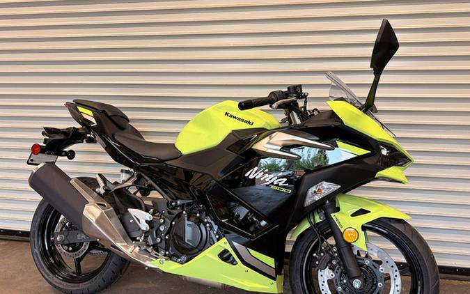 2026 Kawasaki Ninja 500 ABS Metallic Yellowish Green/Ebony ABS