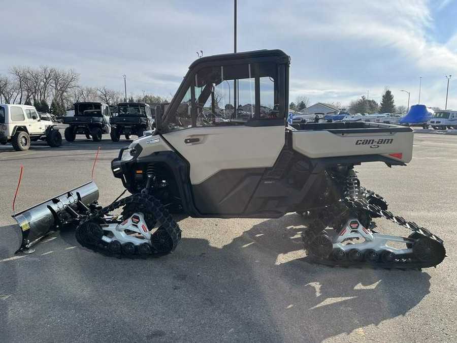 2026 Can-Am® Defender Limited HD11 Desert Tan & Carbon Black