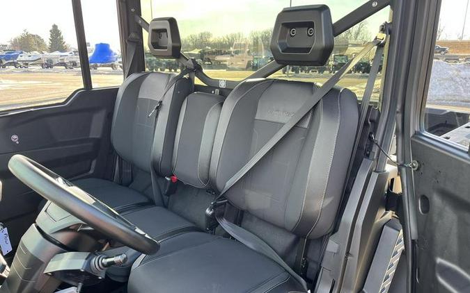 2026 Can-Am® Defender Limited HD11 Desert Tan & Carbon Black