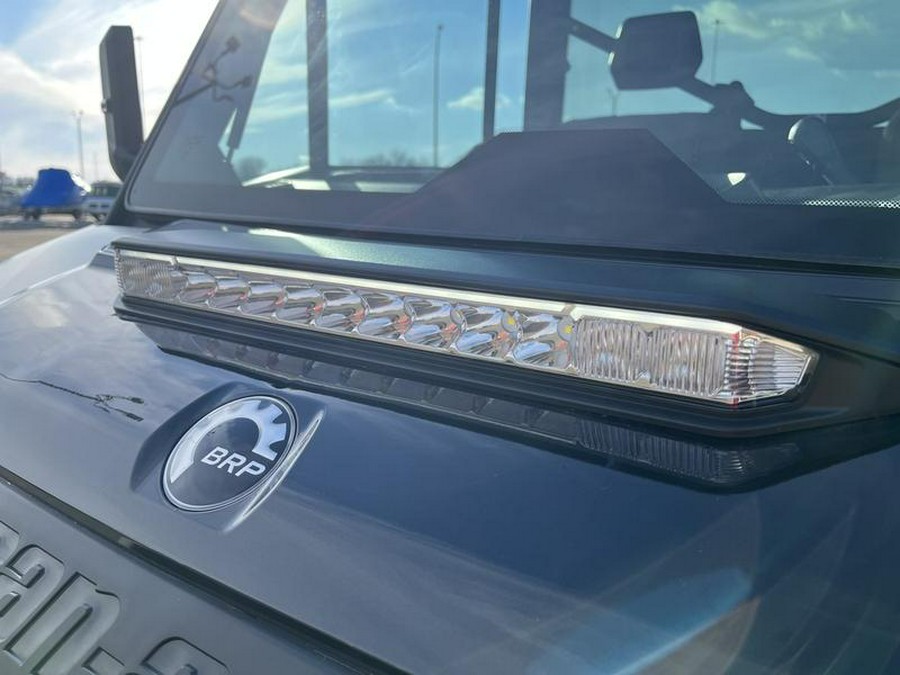 2026 Can-Am® Defender Limited HD11 Desert Tan & Carbon Black