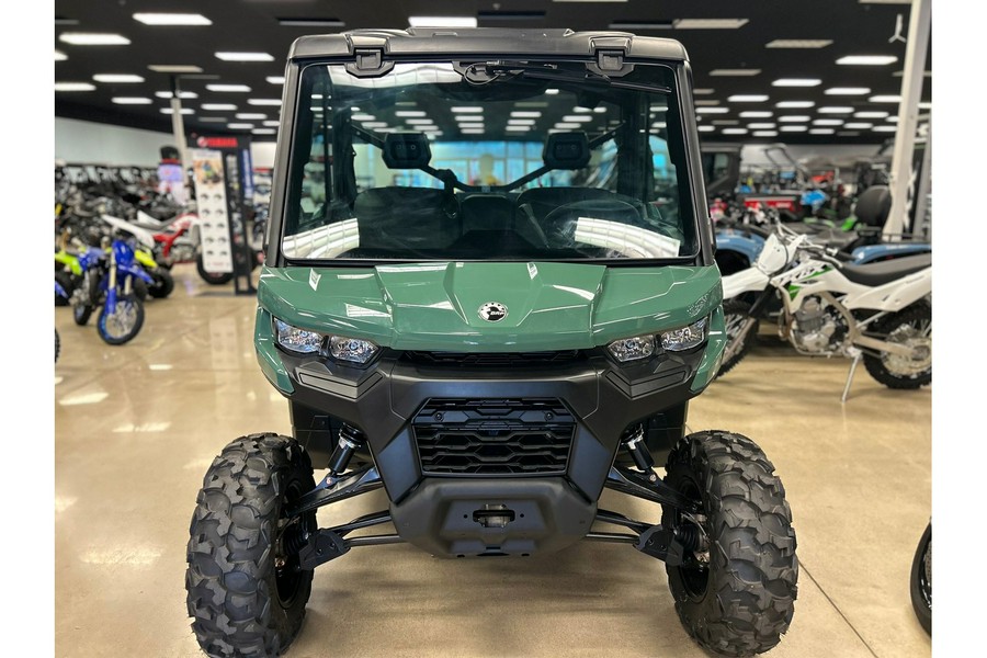 2026 Can-Am DEFENDER DPS CAB HD9