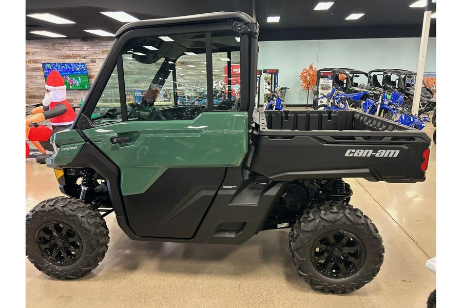 2026 Can-Am DEFENDER DPS CAB HD9