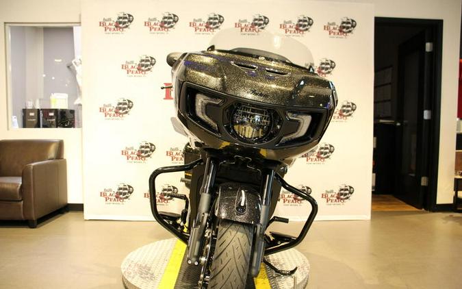 2026 Indian Motorcycle® 2026 BLACK METALLIC CRYSTAL