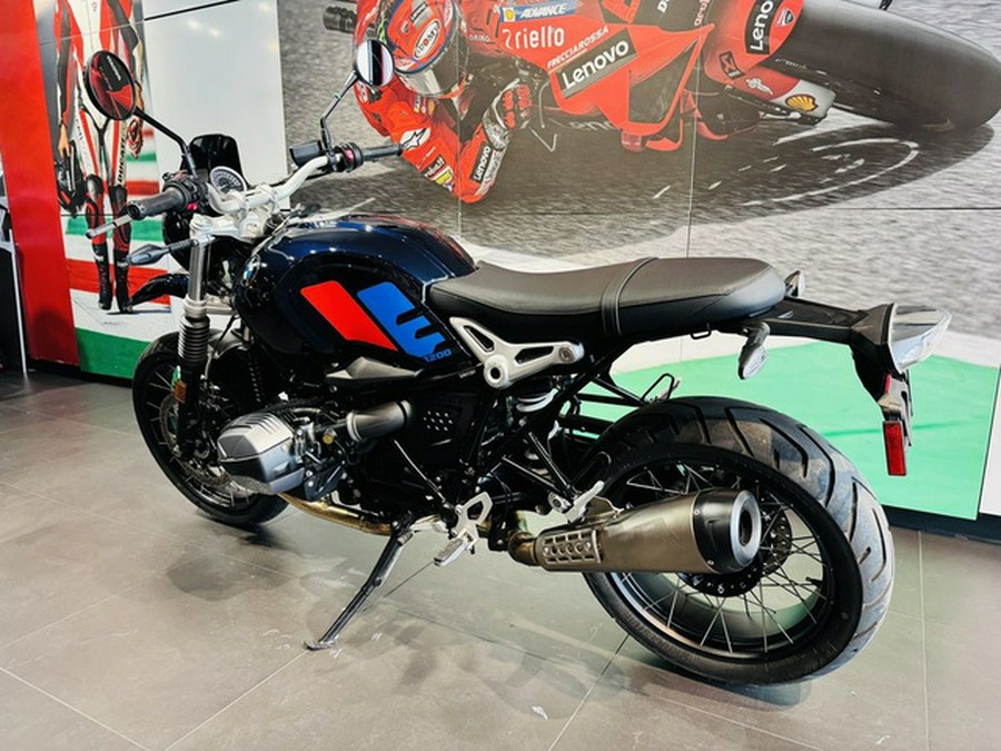 2022 BMW R nineT Urban GS Imperial Blue Metallic
