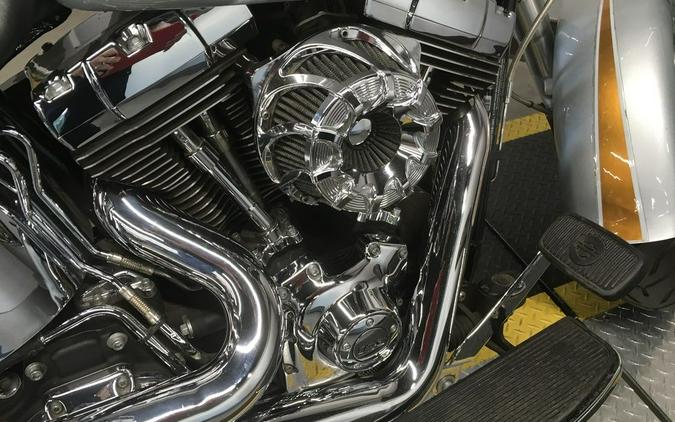 2015 Harley-Davidson® FLSTF - Softail® Fat Boy®