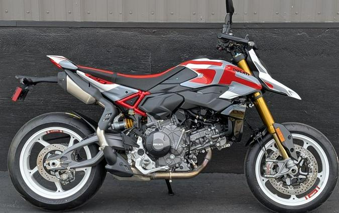 New 2027 DUCATI HYPERMOTARD V2 SP