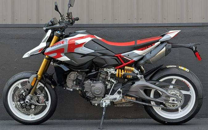 New 2027 DUCATI HYPERMOTARD V2 SP