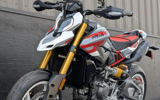 New 2027 DUCATI HYPERMOTARD V2 SP