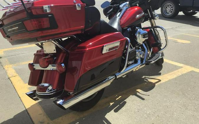 2013 Harley-Davidson® FLHTK - Electra Glide® Ultra Limited