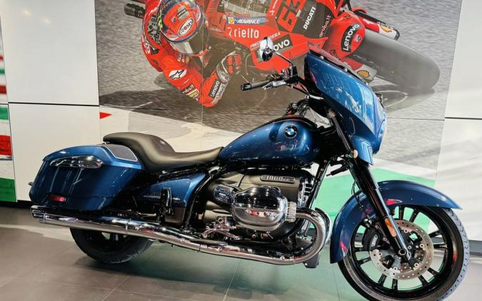 2023 BMW R 18 B Gravity Blue Metallic
