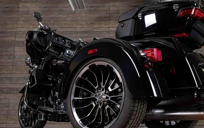 2025 FLHTCUTG - Tri Glide® Ultra - Harley-Davidson®
