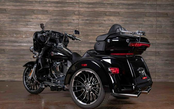2025 FLHTCUTG - Tri Glide® Ultra - Harley-Davidson®