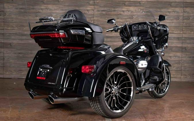 2025 FLHTCUTG - Tri Glide® Ultra - Harley-Davidson®