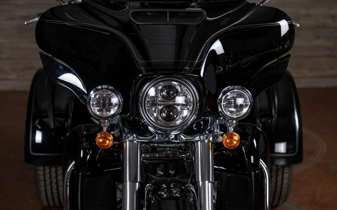 2025 FLHTCUTG - Tri Glide® Ultra - Harley-Davidson®