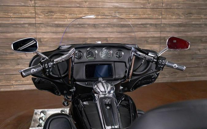 2025 FLHTCUTG - Tri Glide® Ultra - Harley-Davidson®