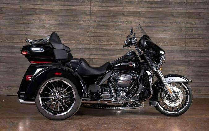 2025 FLHTCUTG - Tri Glide® Ultra - Harley-Davidson®