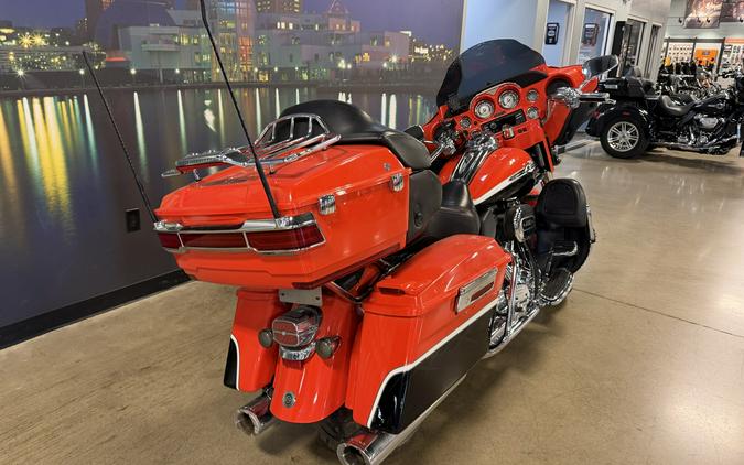 FLHTCUSE8 2012 CVO Ultra Classic Electra Glide