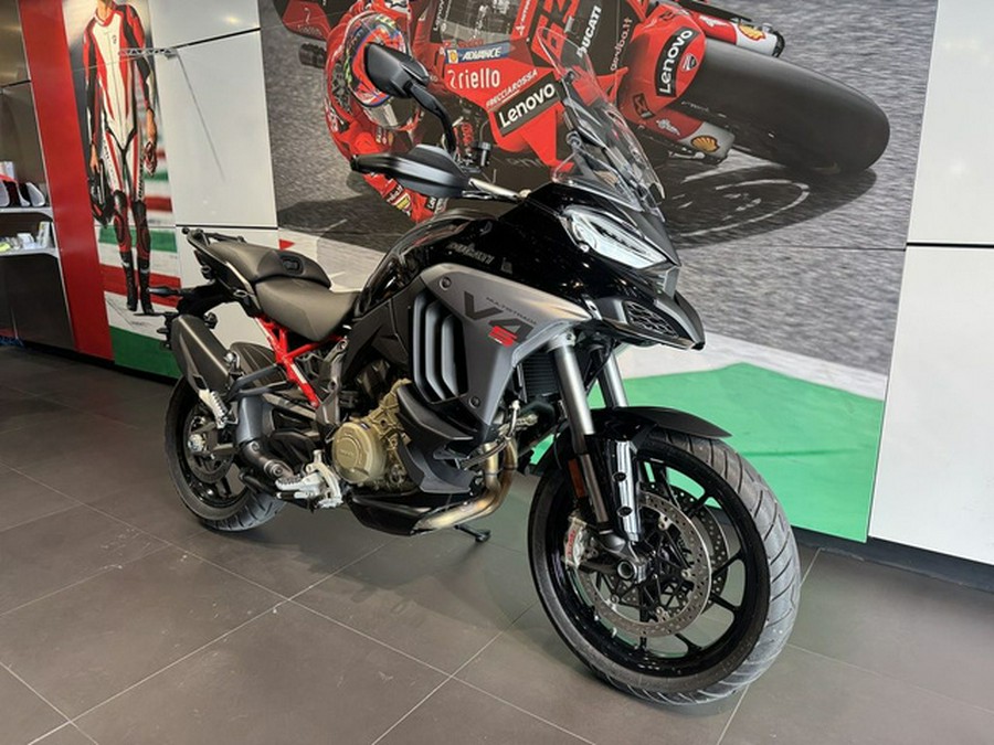 2025 Ducati Multistrada V4 S Travel & Radar Black