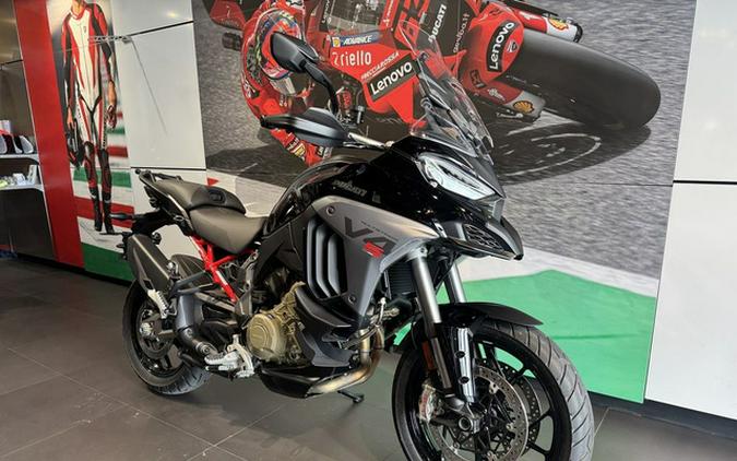2025 Ducati Multistrada V4 S Travel & Radar Black