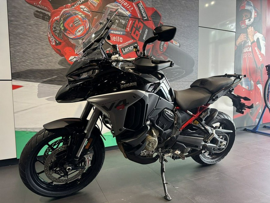 2025 Ducati Multistrada V4 S Travel & Radar Black