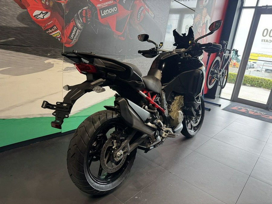2025 Ducati Multistrada V4 S Travel & Radar Black