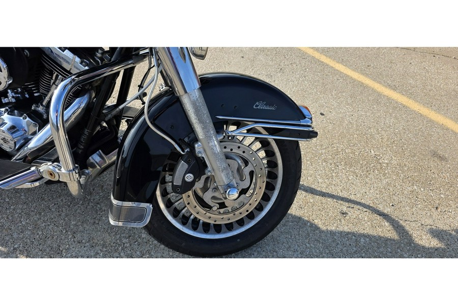 2013 Harley-Davidson® ELECTRA GLIDE CLASSIS