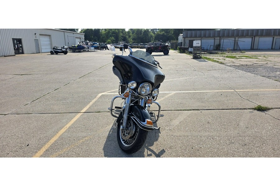 2013 Harley-Davidson® ELECTRA GLIDE CLASSIS
