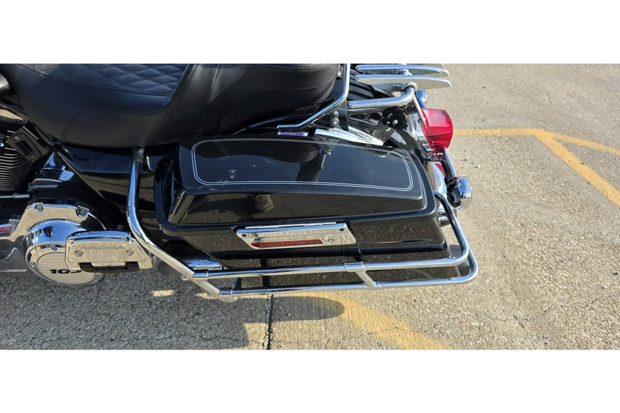 2013 Harley-Davidson® ELECTRA GLIDE CLASSIS