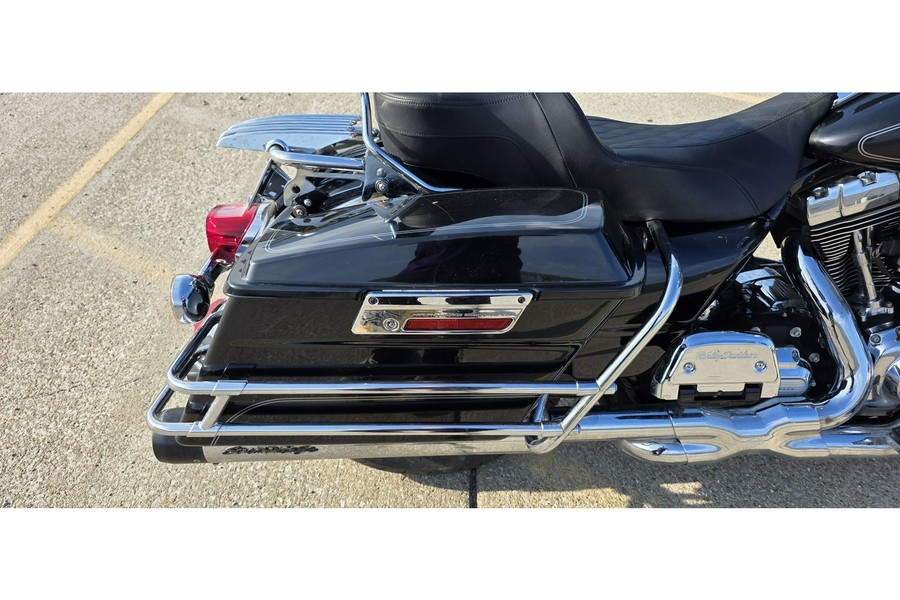 2013 Harley-Davidson® ELECTRA GLIDE CLASSIS