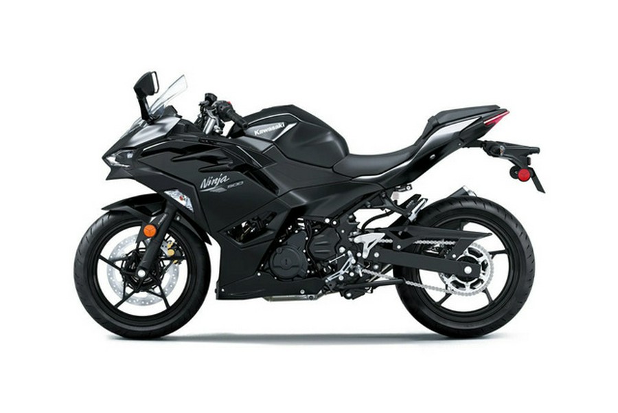 2026 Kawasaki Ninja 500 ABS Metallic Flat Spark Black ABS