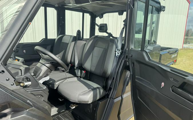 2026 Can-Am Defender MAX XT CAB HD11