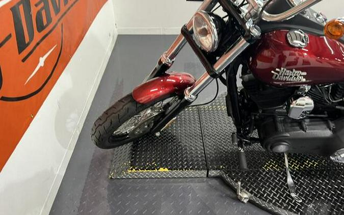 2016 Harley-Davidson Street Bob Velocity Red Sunglo