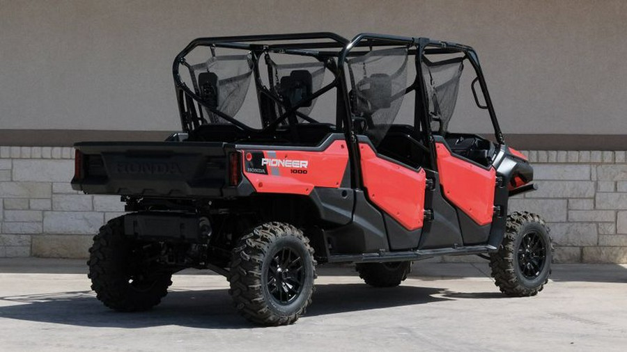 New 2023 HONDA PIONEER 10006 DELUXE CREW