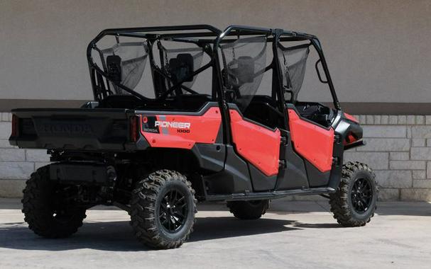 New 2023 HONDA PIONEER 10006 DELUXE CREW