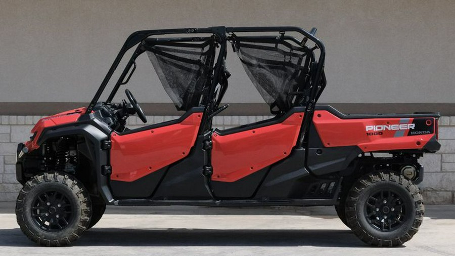 New 2023 HONDA PIONEER 10006 DELUXE CREW