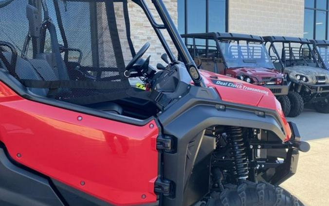 2025 Honda® PIONEER 1000-6 DLX CREW DELUXE